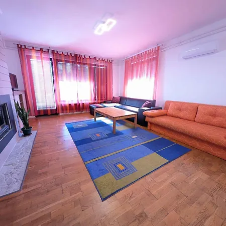 In - Balaton 54329 Apartmán Siófok