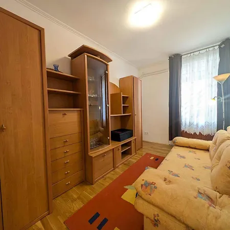 In - Balaton 54329 Apartman *